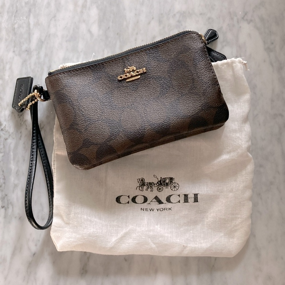 Coach Wristlet Wallet